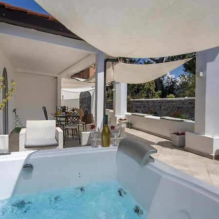 Ravello Vingius Suite Exterior photo